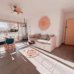 Appartement Magnifique T2 Au Calme Avec Superbe Vue Sur Le Port *