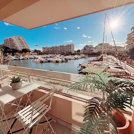 T2 Au Calme Avec Vue Sur Le Port, Clim Et Wifi *