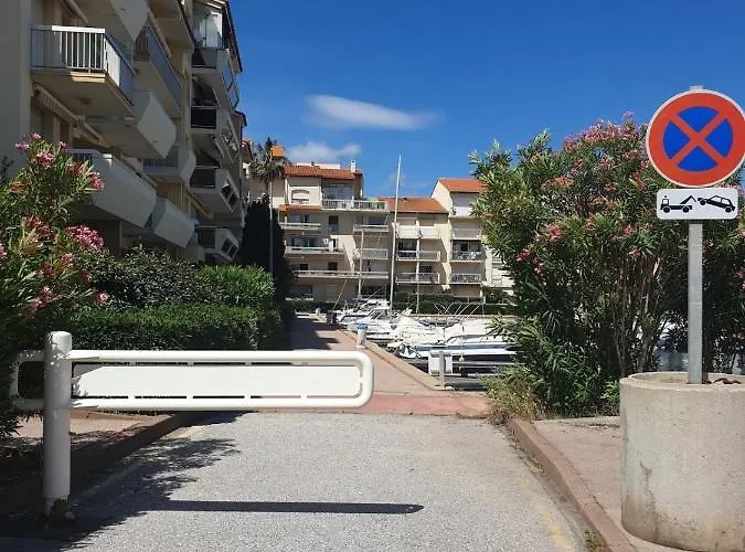 Magnifique T2 Au Calme Avec Superbe Vue Sur Le Port * Canet-en-Roussillon